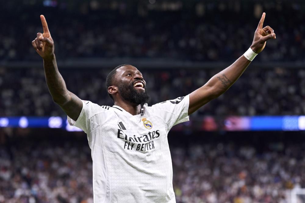 现得更加明 现得更加明